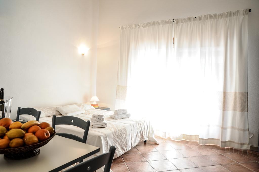 Elite Smeralda Room Porto Rotondo Chambre photo